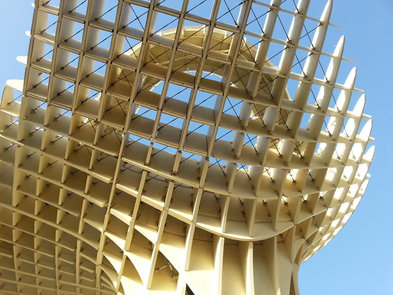 Estructura de madera del Metropol Parasol en Sevilla
