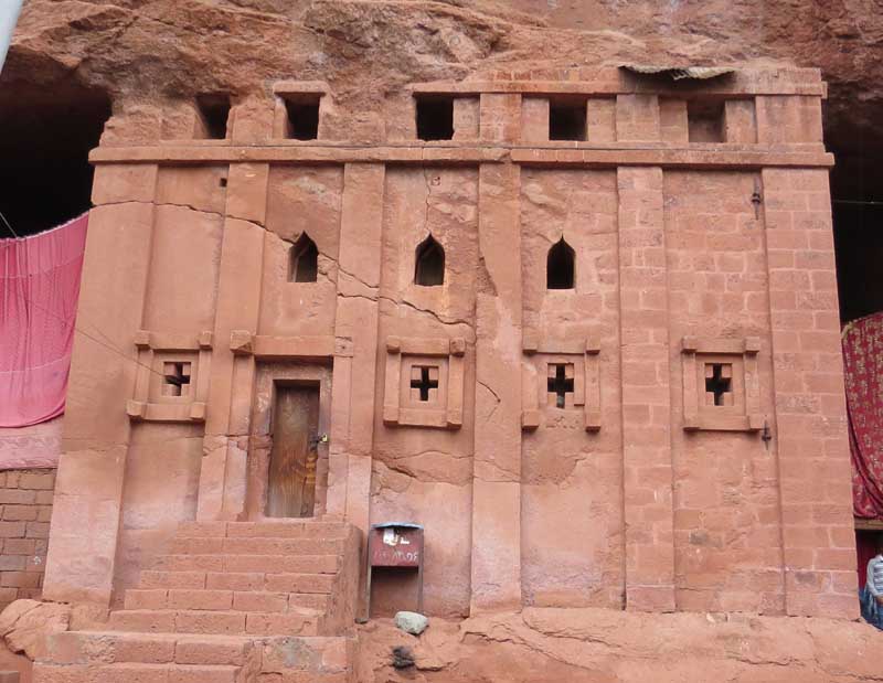 Iglesias talladas en la roca de lalibela, etiopía. Biete Lebanos