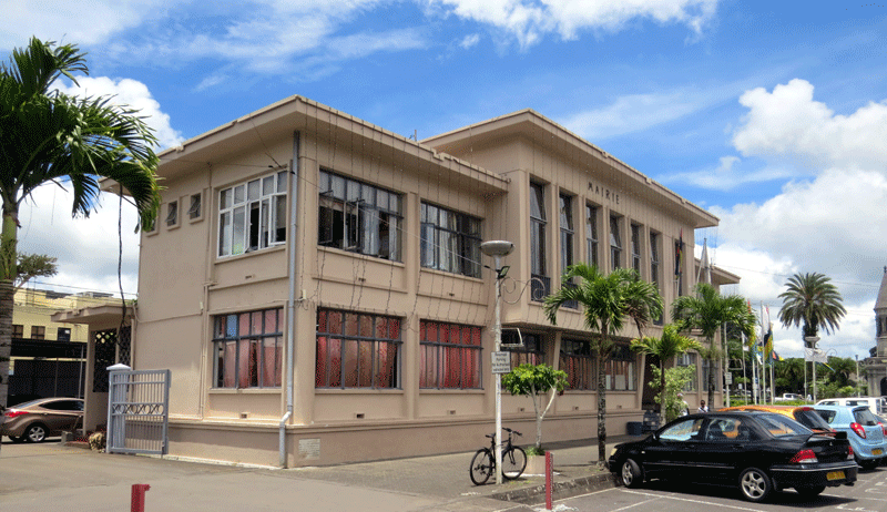 Racionalismo en Curepipe. Arquitectura racionalista en Isla Mauricio, edificio del Ayuntamiento, Mairie en Royal Road